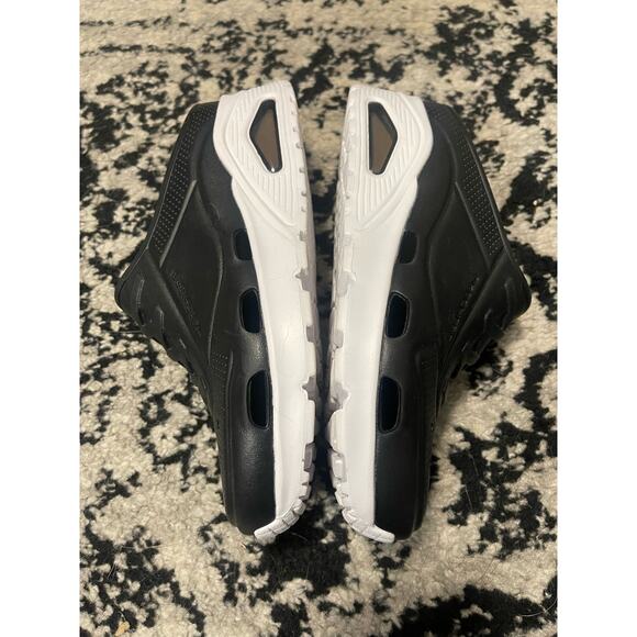 Skechers Arch Fit Rubber Slip On Sneaker Clogs Women's Size 6 - Picture 4 of 5